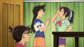 In Episode 710 ist Ran von Kazuha überrascht und lobt sie.